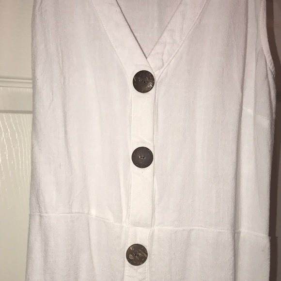 SOLD ⭐️Sleeveless White linen dress - Picture 4 of 7